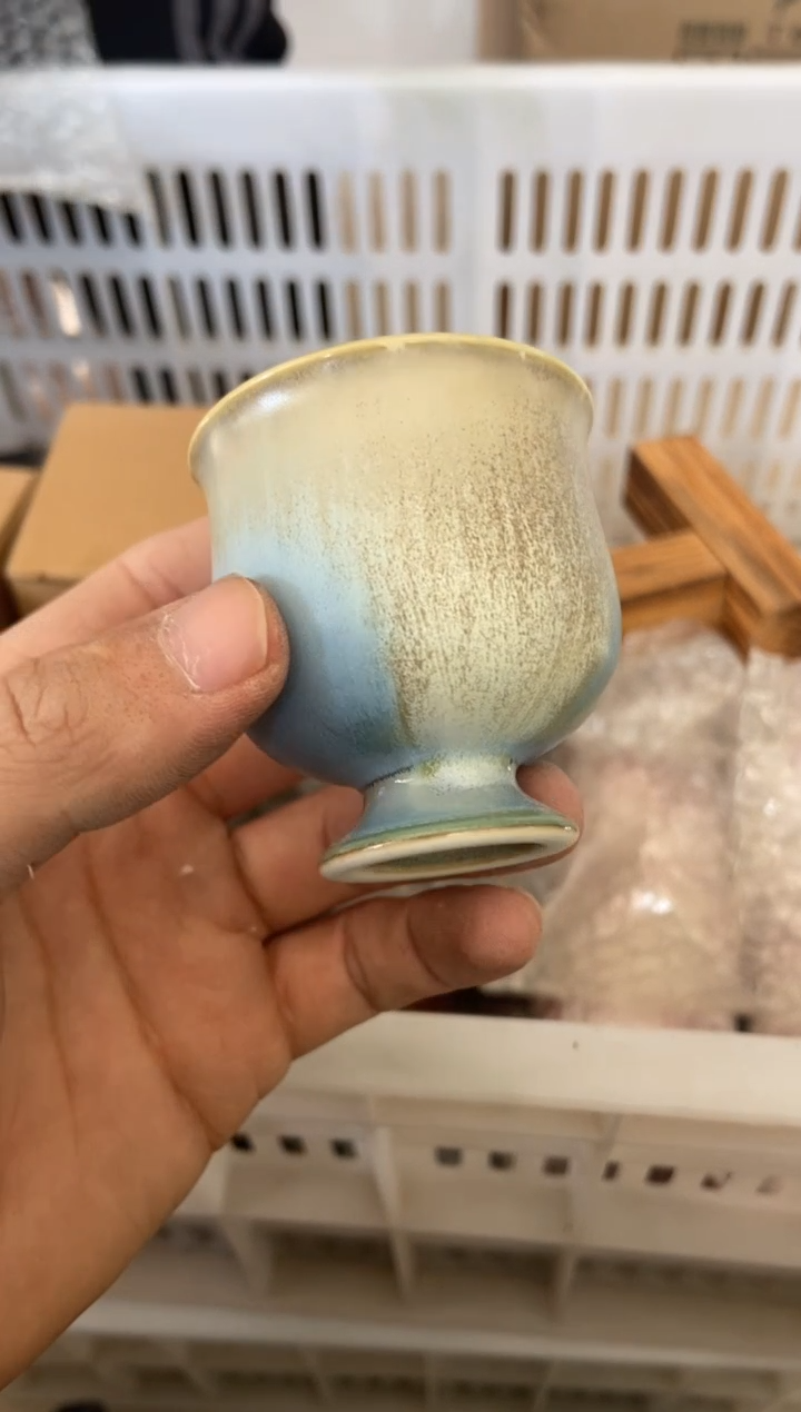 杯无运费险有瑕疵的摄影的产品有使用过的痕迹有点脏介意勿拍