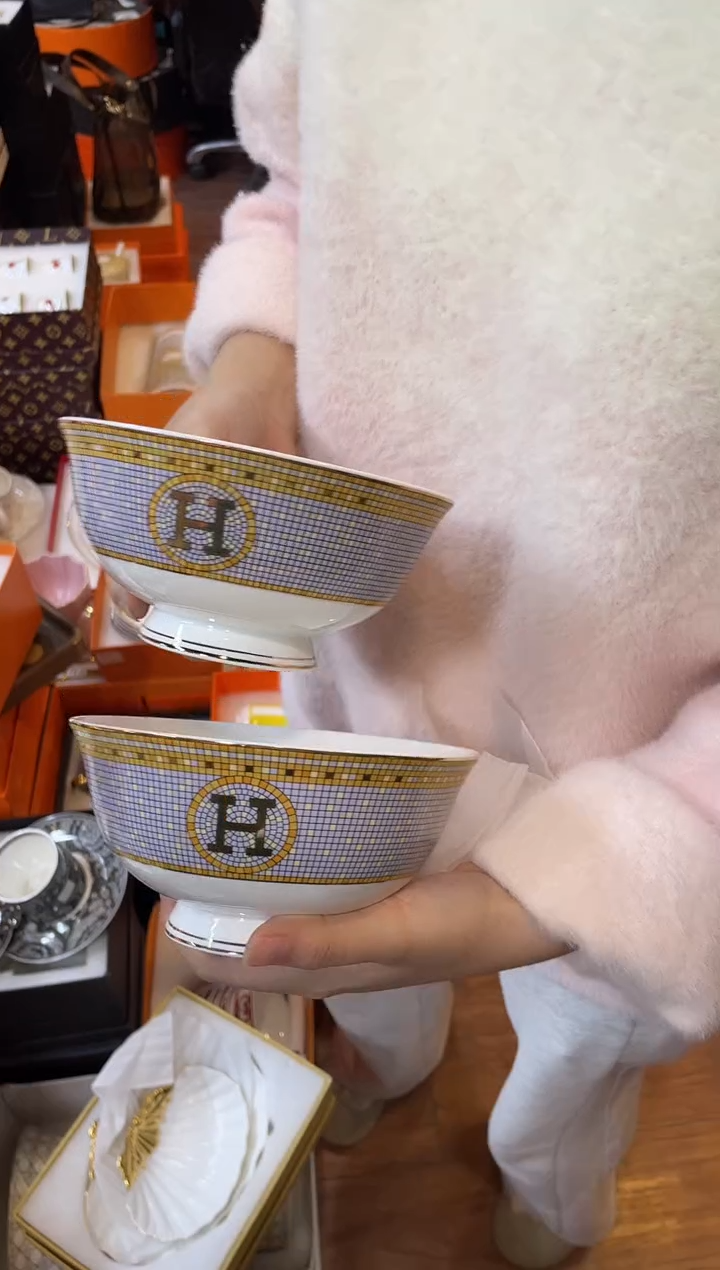 杯鸿辉家品牌瓷器，京东包邮！