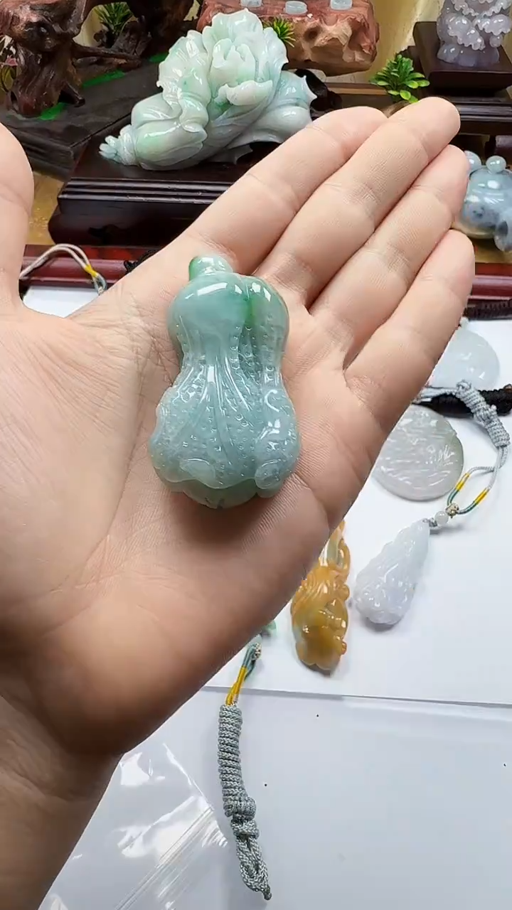 吊坠(不含链)未镶嵌翡翠1