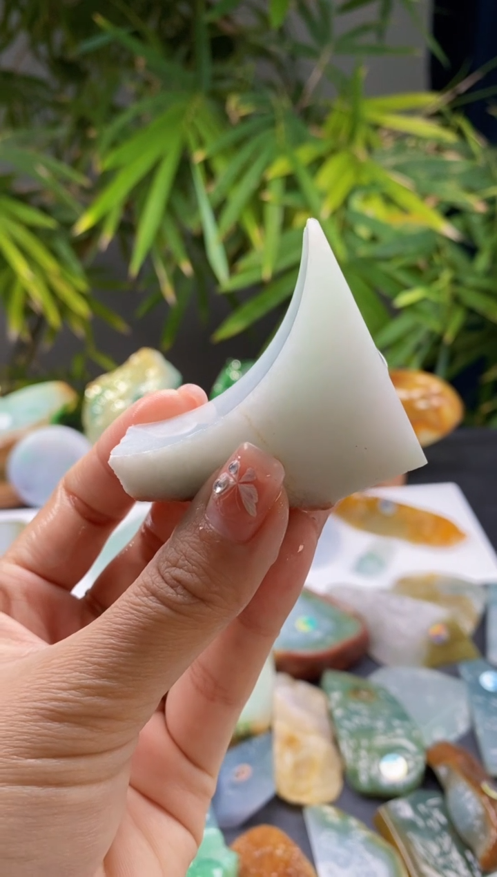 【闪购商品】定制翡翠未镶嵌翡翠