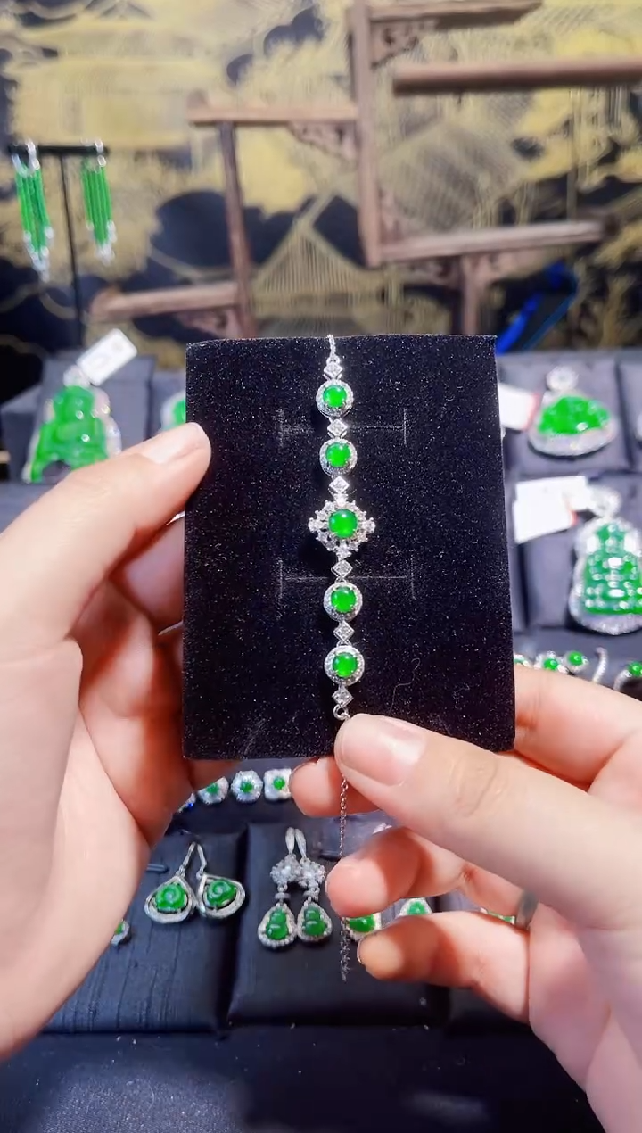 【闪购商品】翡翠手链银S925镶嵌蛋面手链