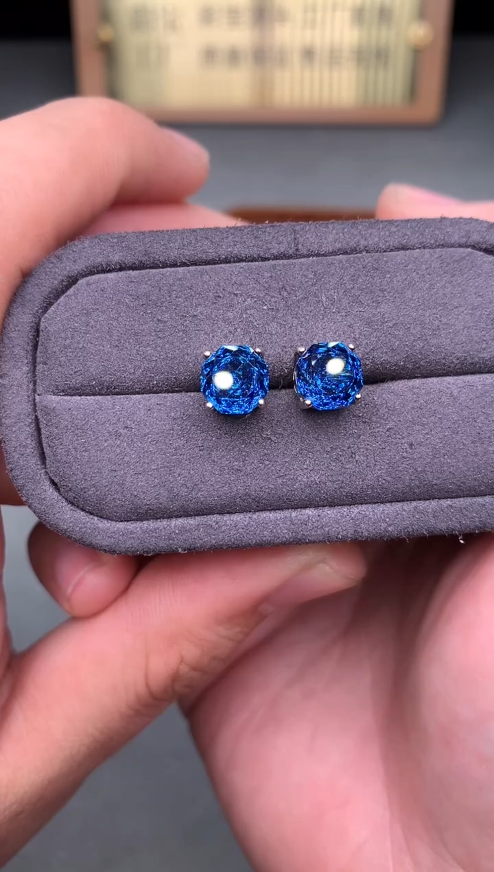 银S925镶嵌托帕石耳钉2222