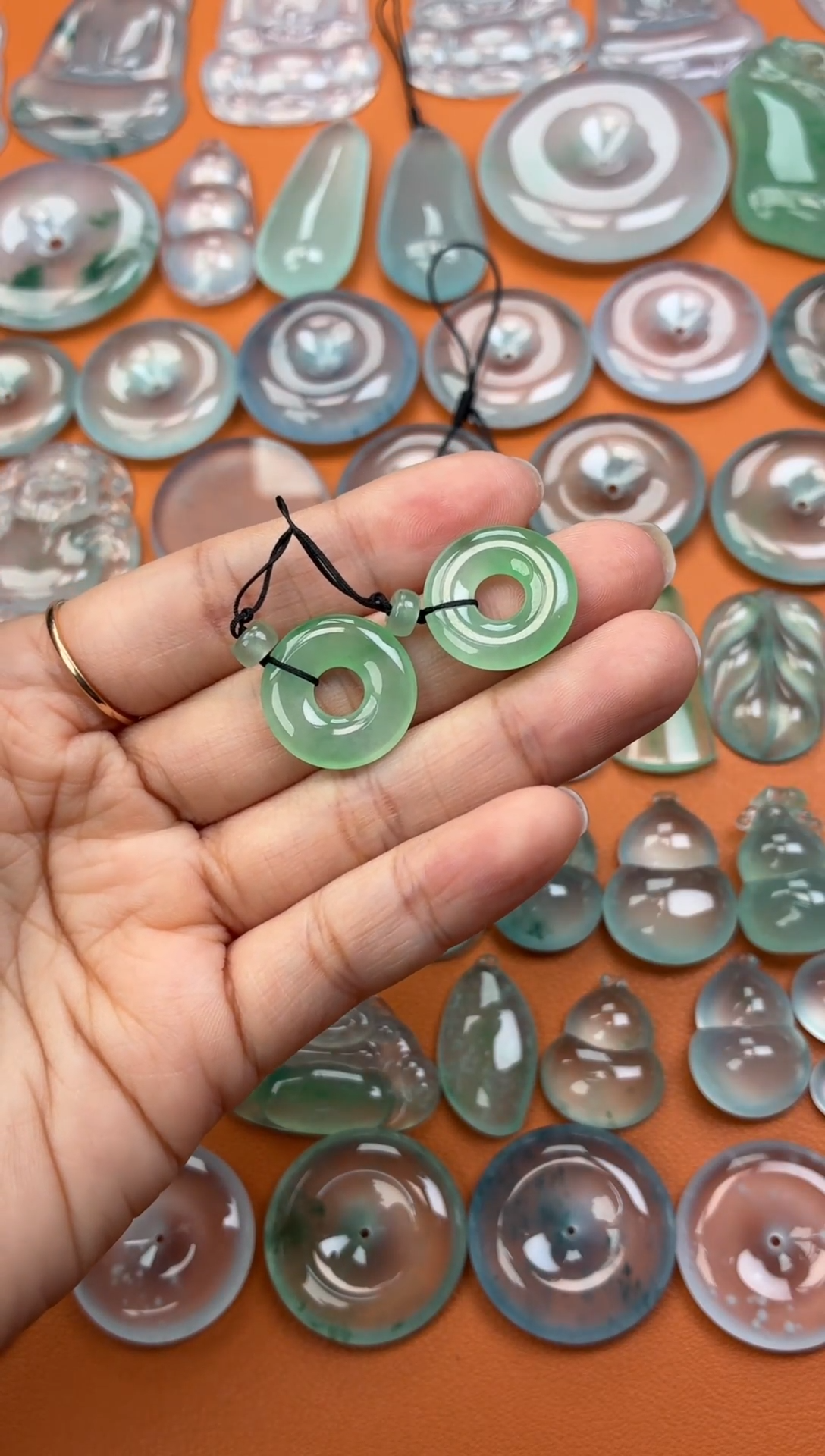 吊坠(不含链)未镶嵌翡翠69 圈圈一对 18.2 3.3