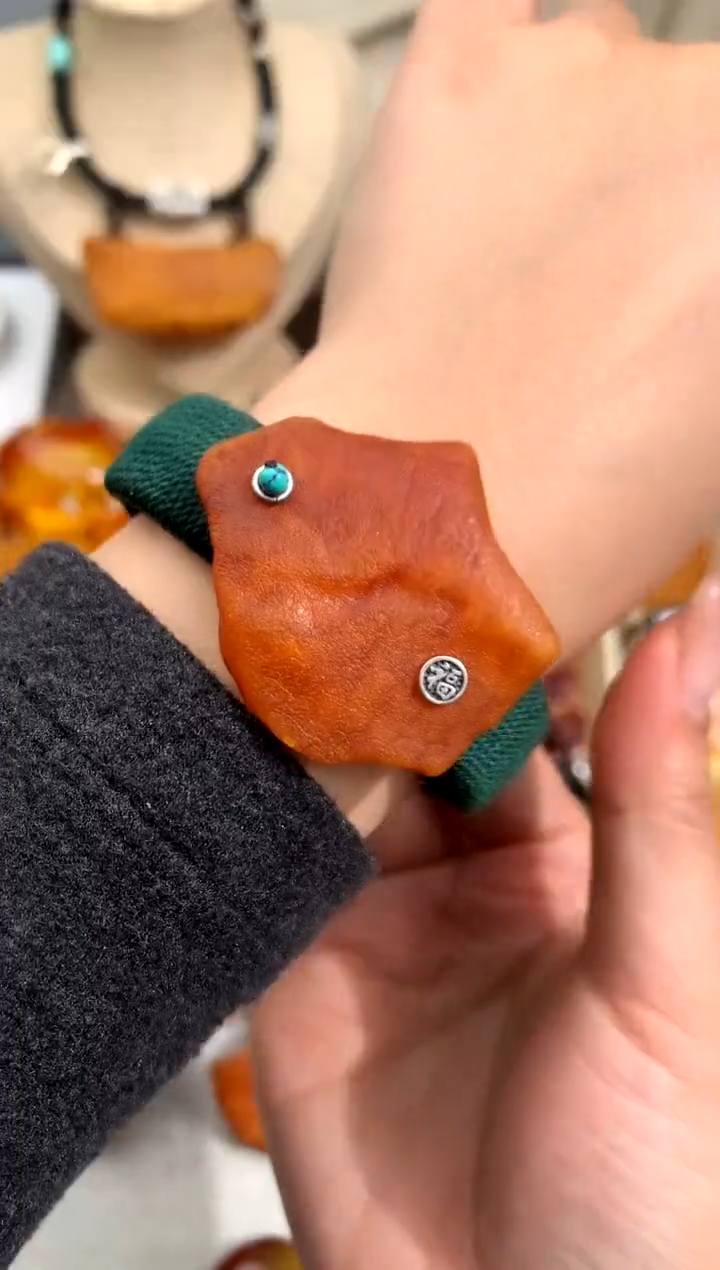 【闪购商品】蜜蜡裸石未镶嵌似玉