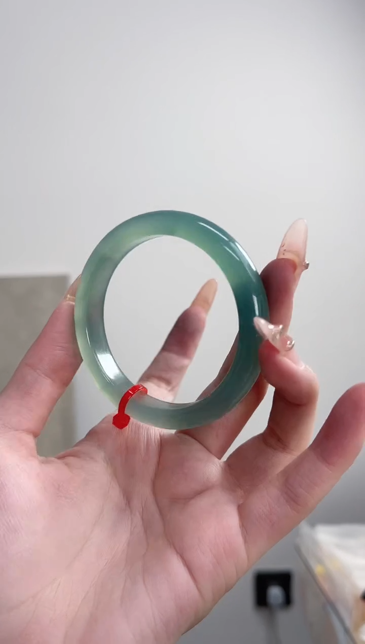 【闪购商品】玛瑙/玉髓手镯未镶嵌55-56圈