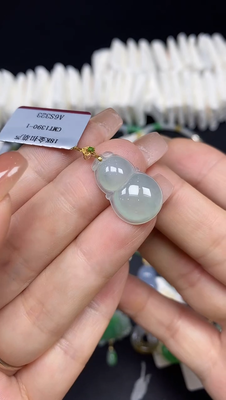 吊坠(不含链)18K金镶嵌翡翠葫芦18K金扣镶嵌@@CMT1390-1