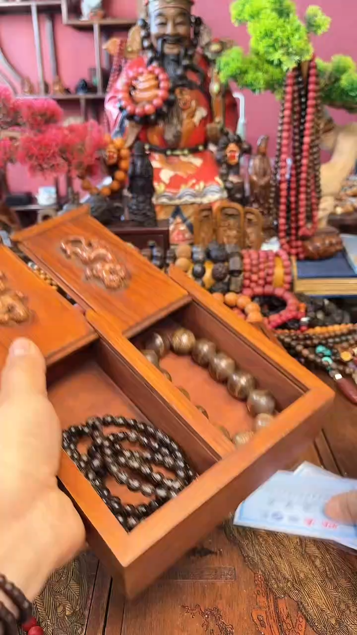 【闪购商品】木中之❤王妍妍批发54-印尼+白2开木盒