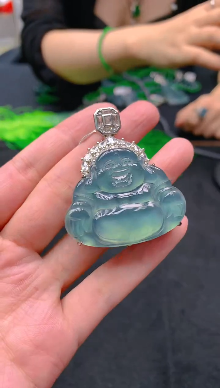 翡翠未镶嵌颈饰天然A货翡翠