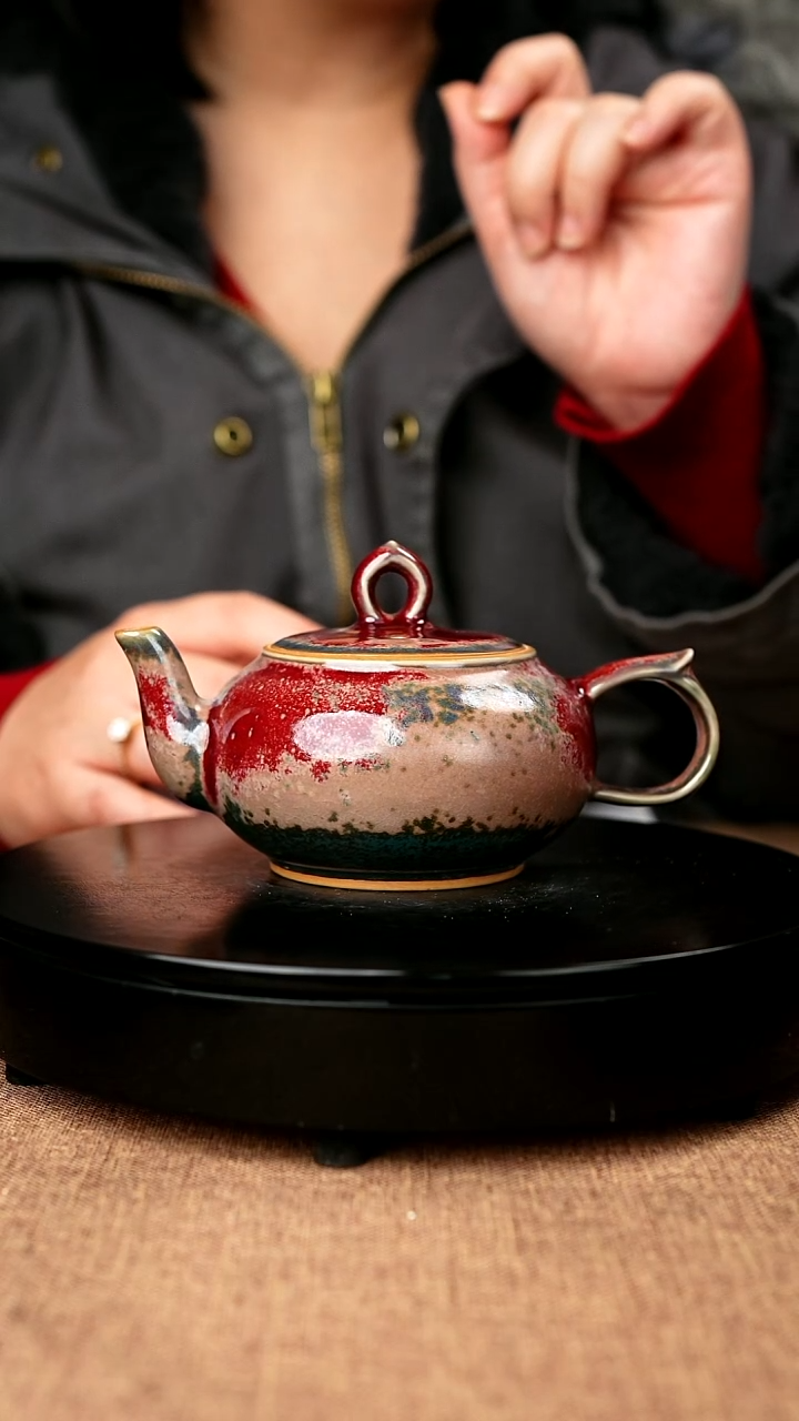 【闪购商品】687#杨廷玺一级品原矿钧瓷炉钧釉佛缘壶