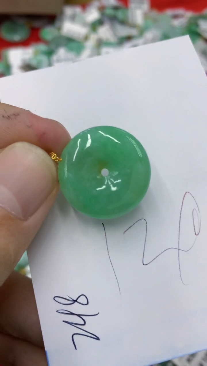 【闪购商品】翡翠颈饰18K金镶嵌号链接1111111