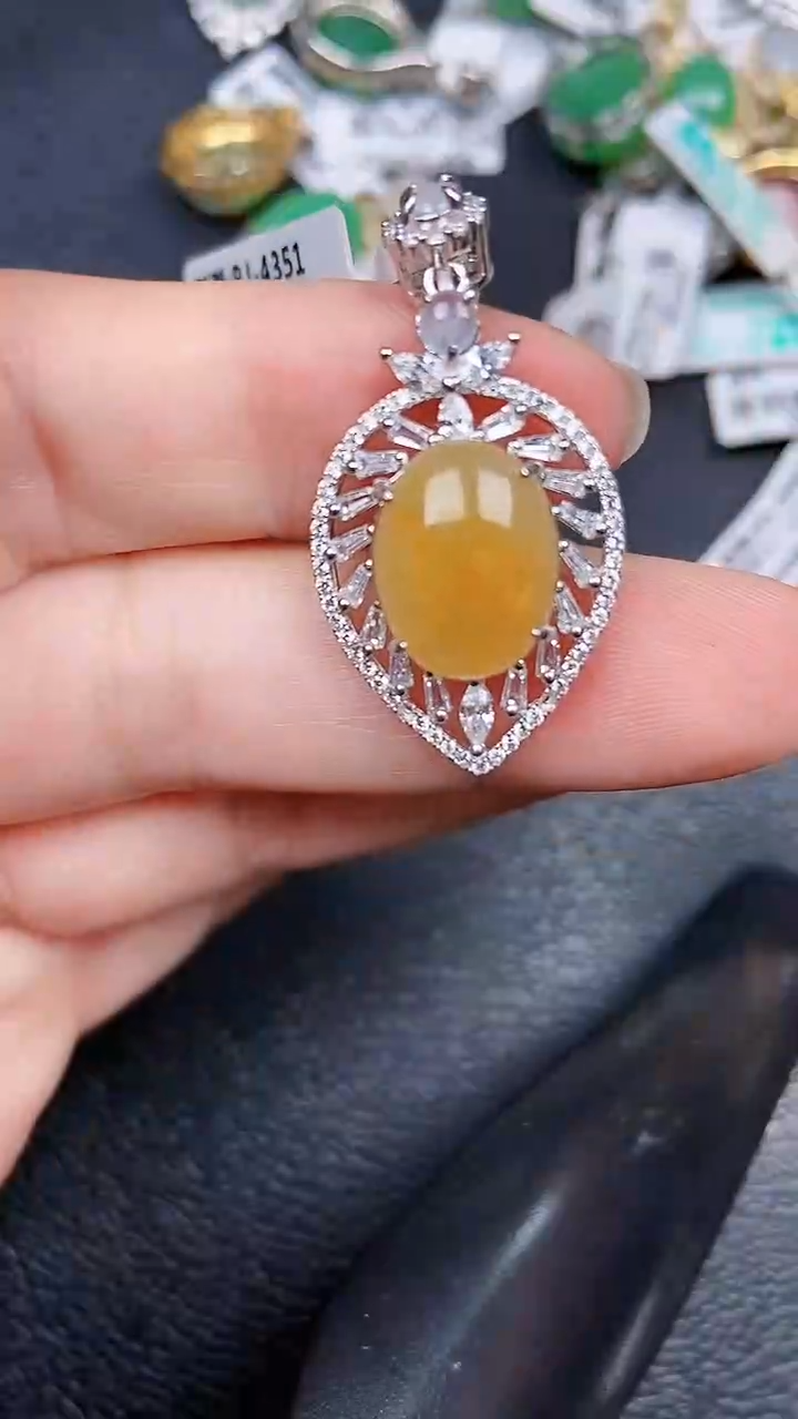 颈饰银S925镶嵌翡翠8001