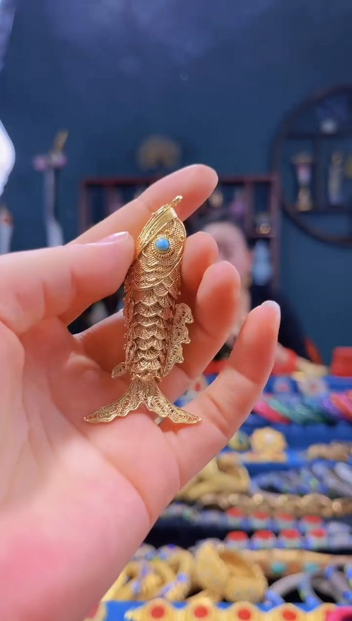 【闪购商品】非遗绝技 花丝小鱼吊坠