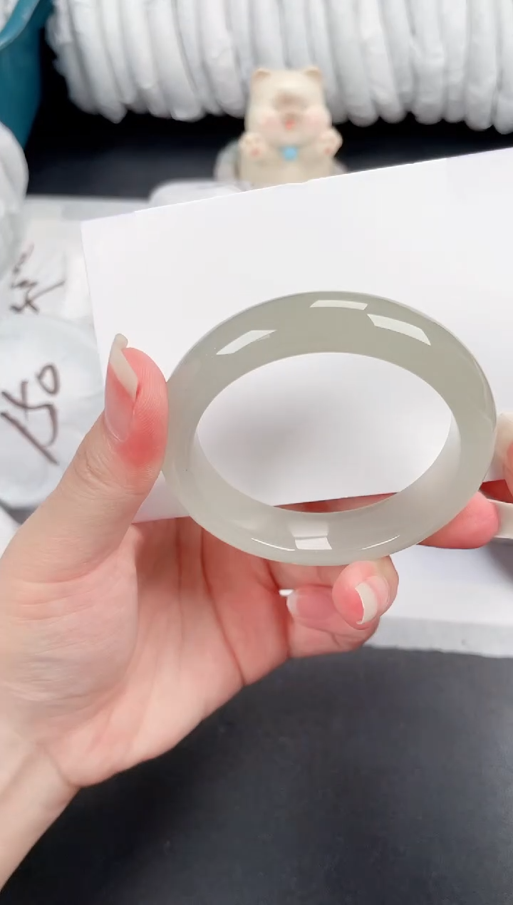 石英质玉手镯未镶嵌48-51.5