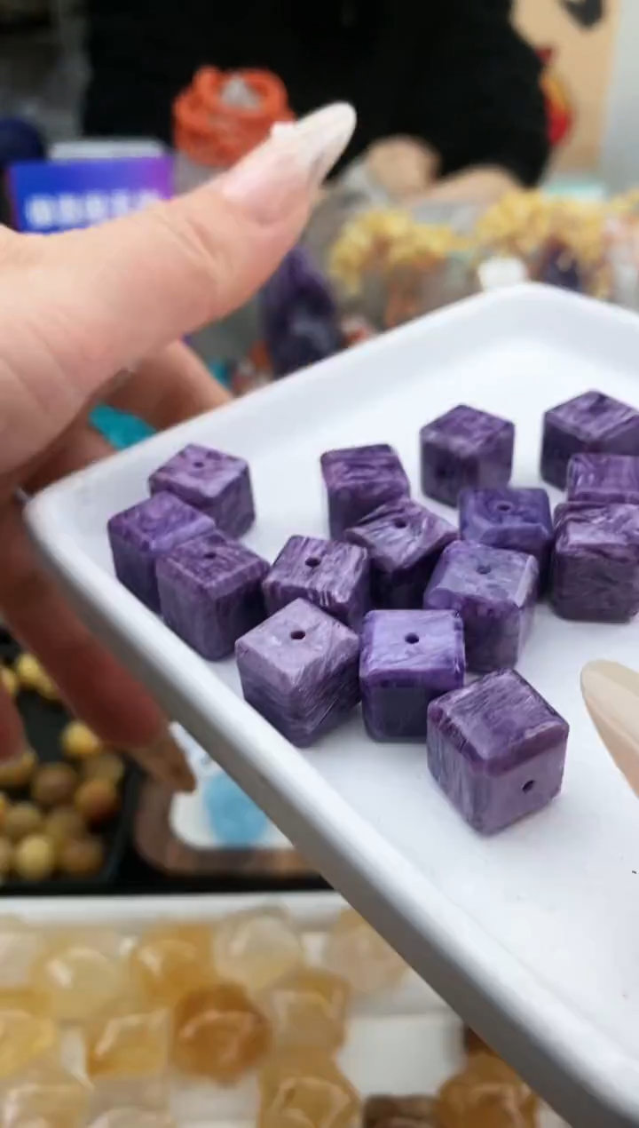【闪购商品】查罗石（紫龙晶）颈饰未镶嵌23a多样性发其一/1.23/1个
