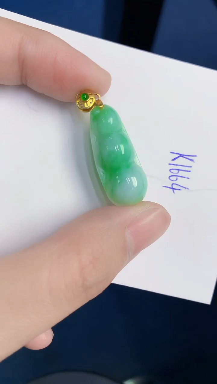 颈饰未镶嵌翡翠天然翡翠缅甸A货