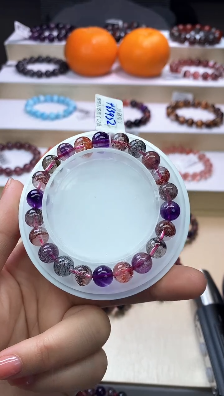 【闪购商品】水晶手链未镶嵌黑加仑超七8m+