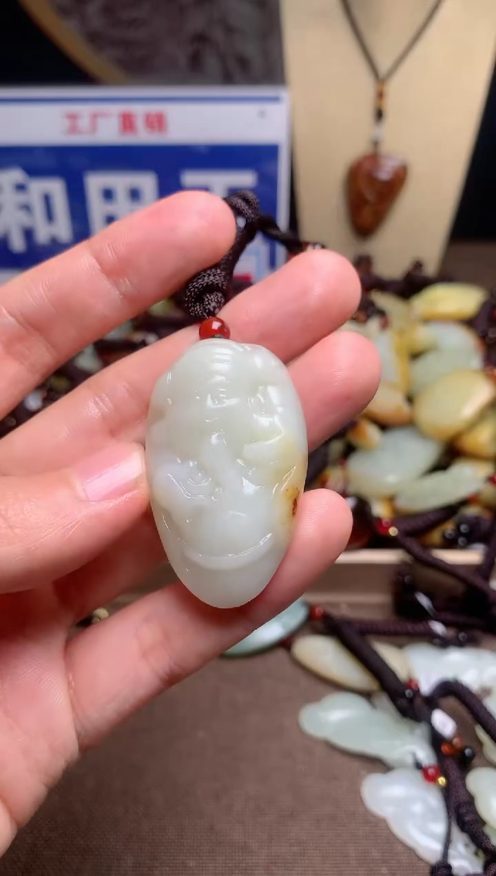 【闪购商品】和田玉颈饰未镶嵌1