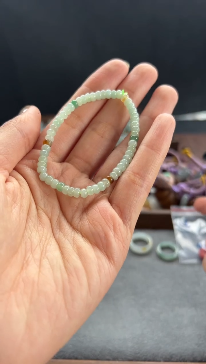 【闪购商品】翡翠手串未镶嵌410买断