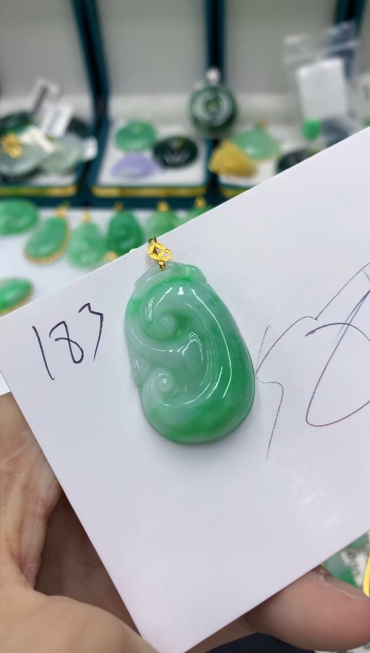 【闪购商品】翡翠颈饰18K金镶嵌1111111111