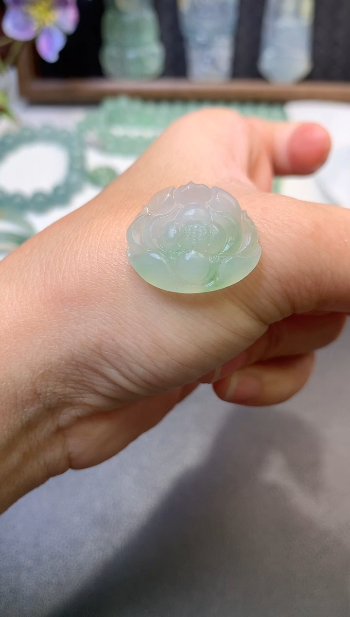未镶嵌定制翡翠毛货