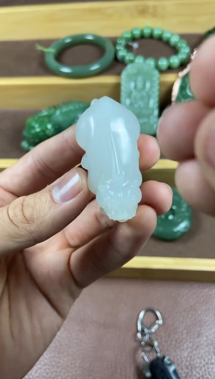 颈饰未镶嵌和田玉5