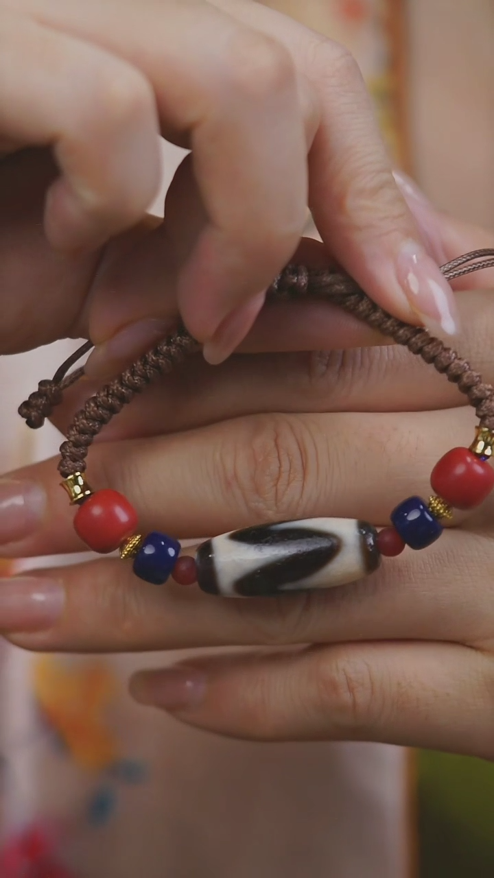 【闪购商品】玛瑙/玉髓手串未镶嵌多样性发其一