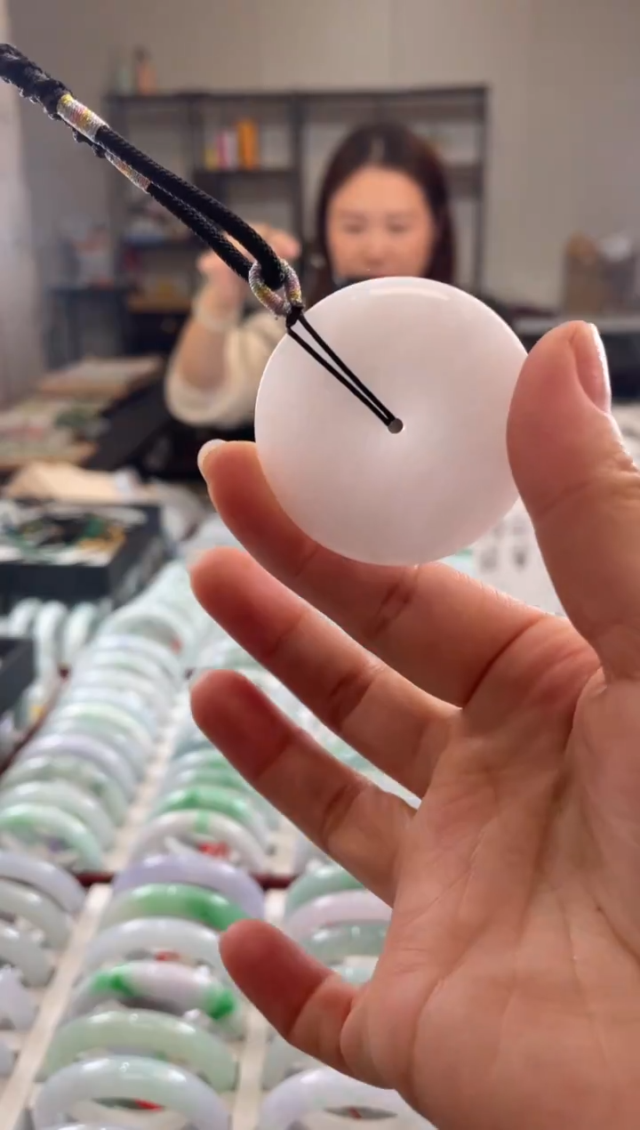 颈饰未镶嵌翡翠多样性发一