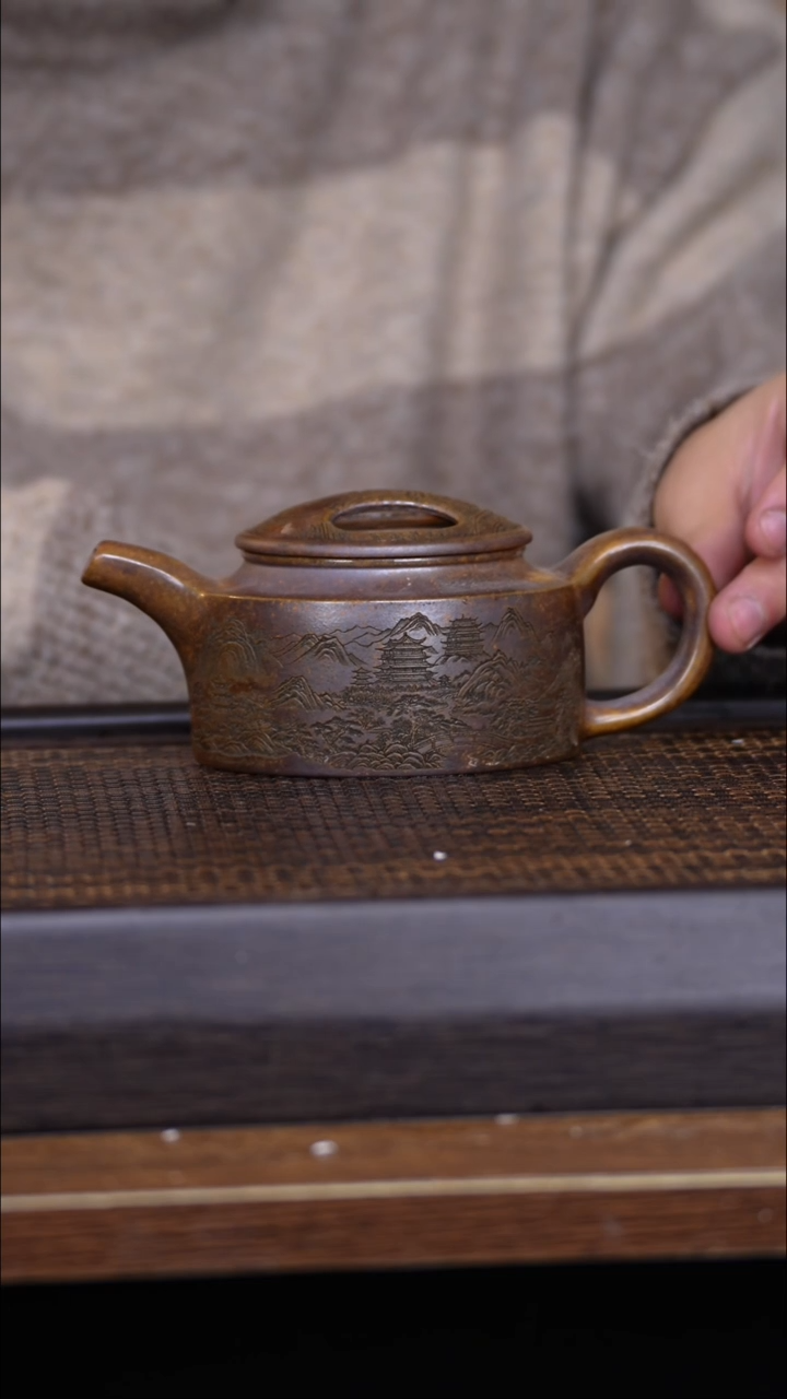 【闪购商品】紫砂茶壶45798213546879