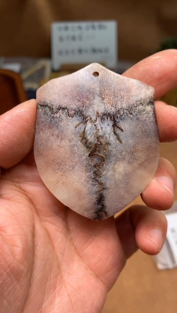 【闪购商品】鹿骨其他母鹿三界A03