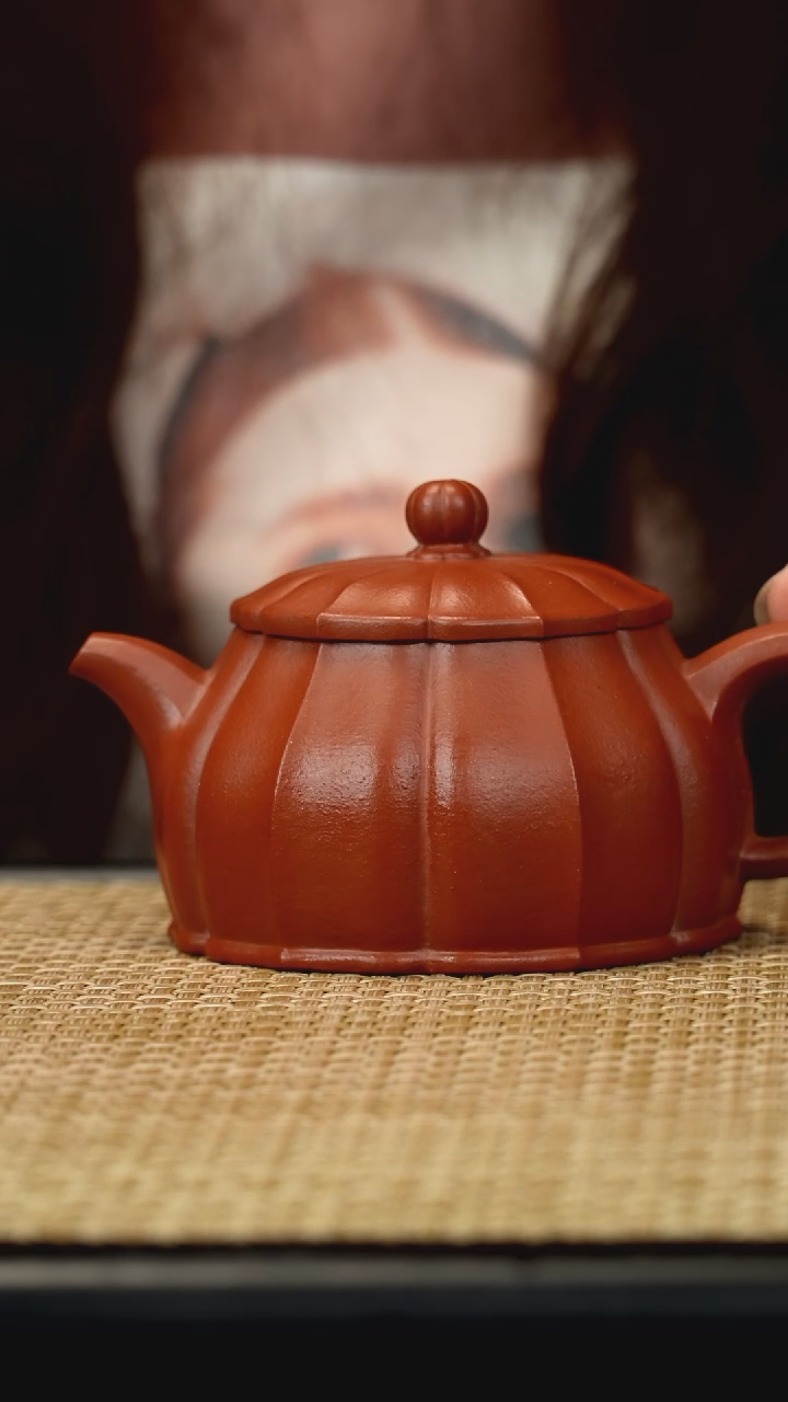 【闪购商品】紫砂茶壶生砂朱泥筋纹若溪