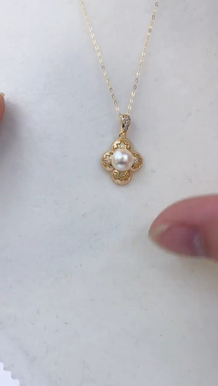 颈饰银S925镶嵌海水珍珠  