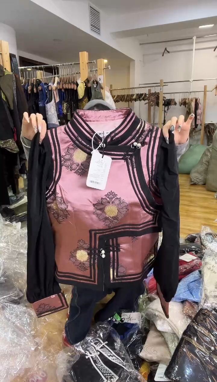 纱袖马甲       L码        105-115斤