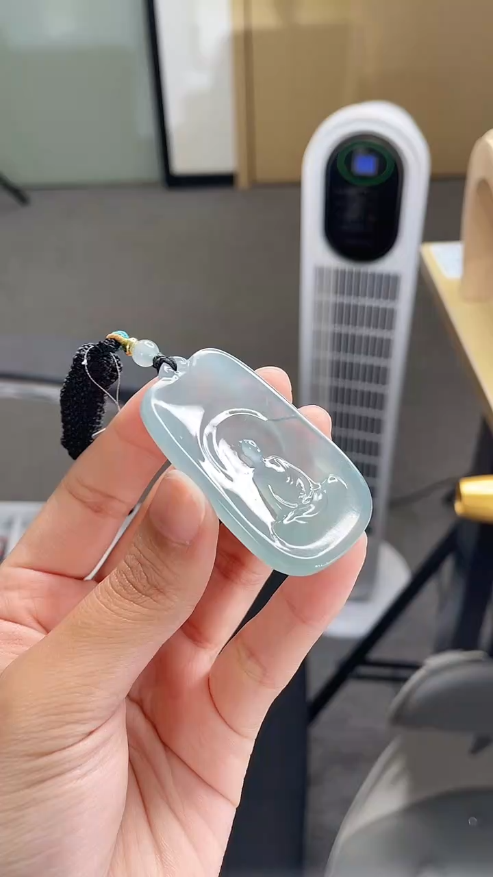 颈饰未镶嵌翡翠悟道