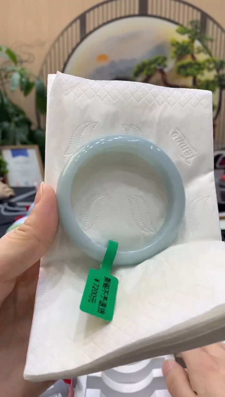 【闪购商品】翡翠手镯未镶嵌000009159