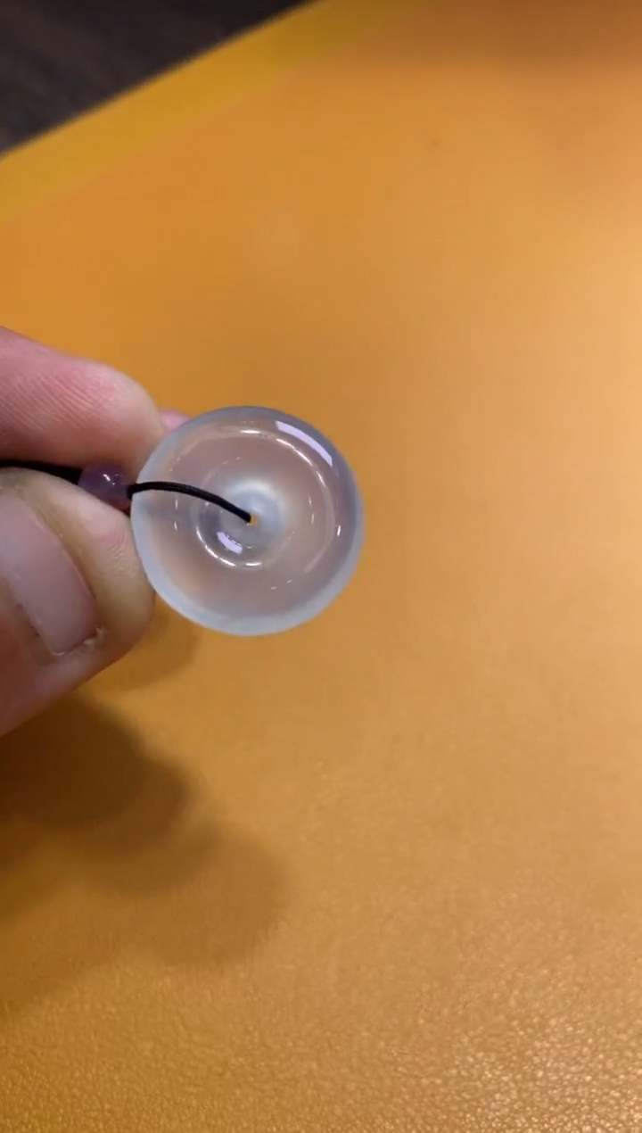 吊坠(不含链)未镶嵌翡翠扣子6500   21.1  6.2