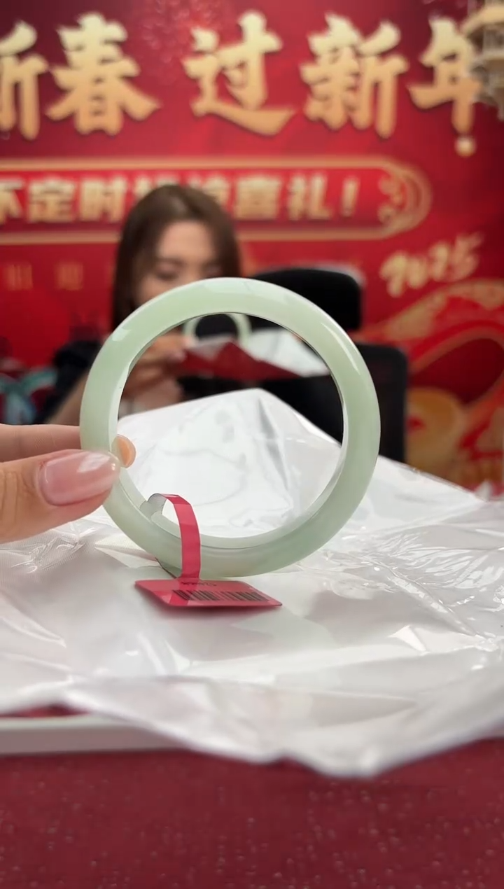 【闪购商品】翡翠手镯未镶嵌3手镯