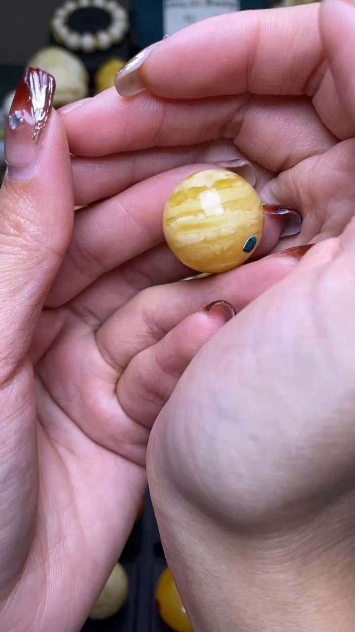 【闪购商品】琥珀裸石未镶嵌葵.116