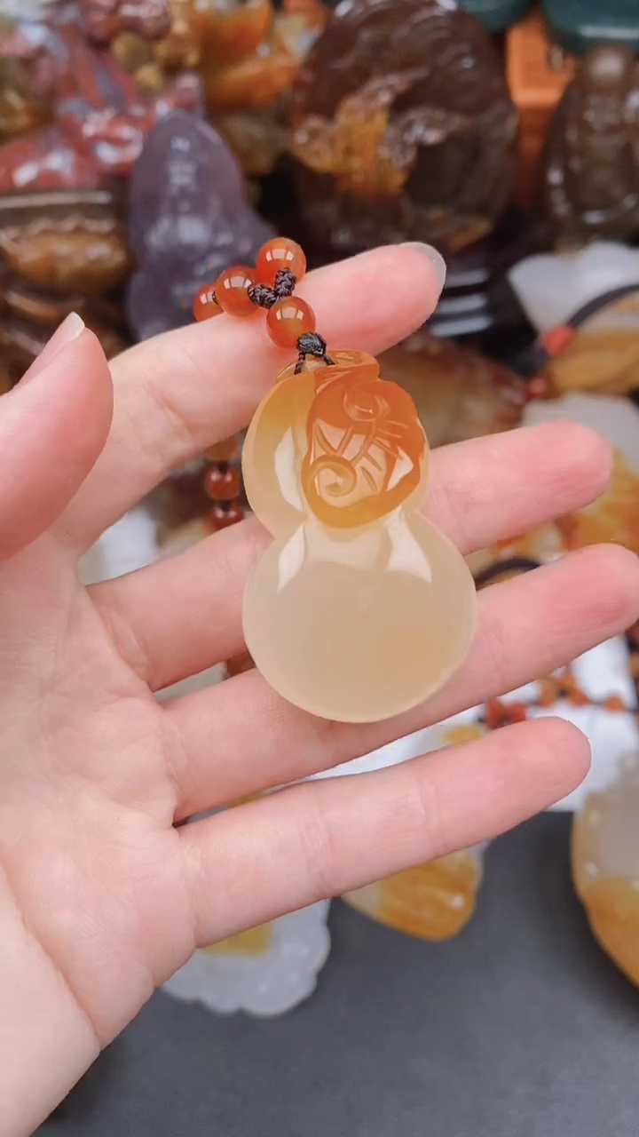 未镶嵌颈饰玛瑙/玉髓用****5AA