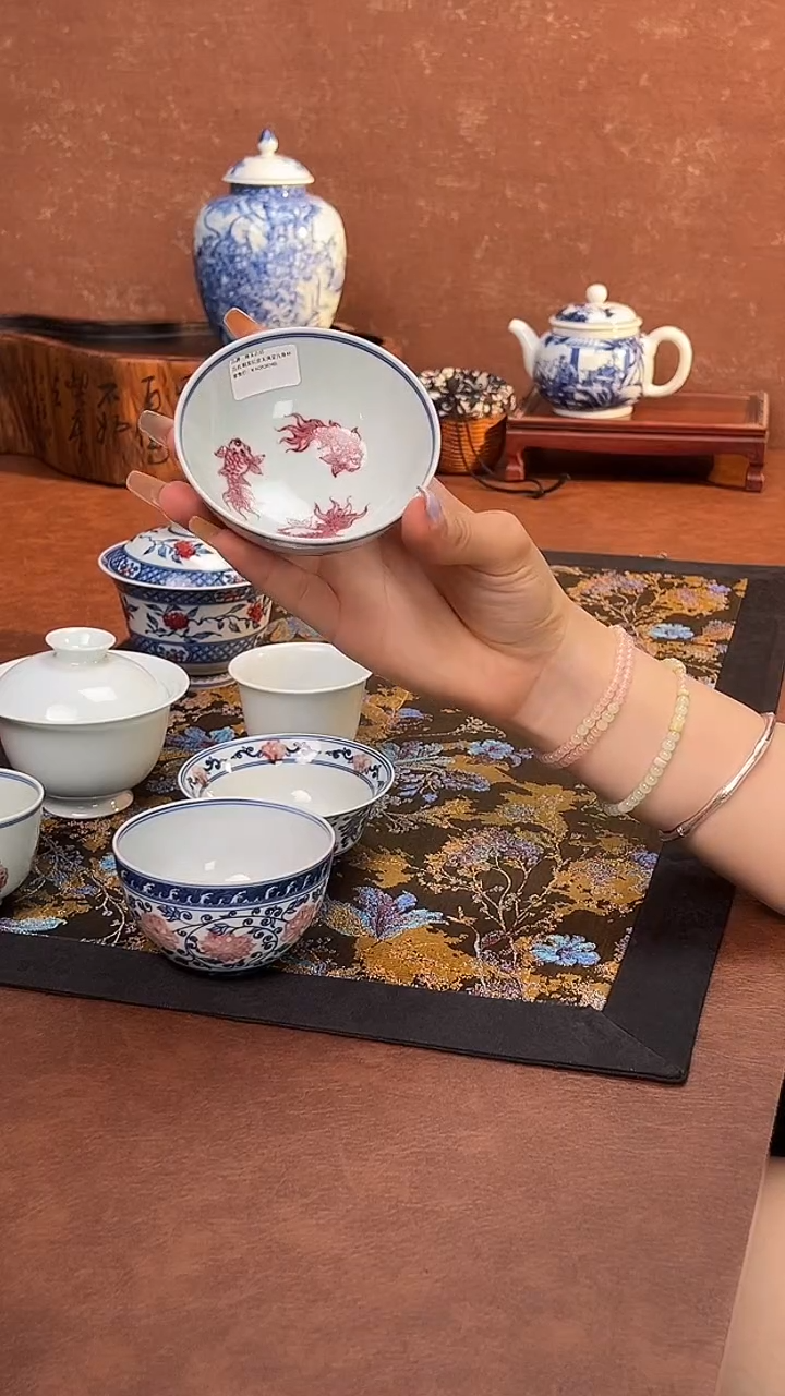 臻玉古坊珍藏九鱼杯