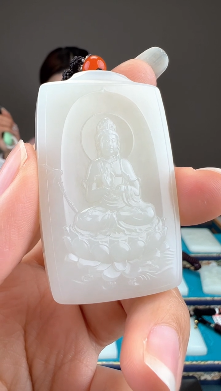 【闪购商品】和田玉颈饰未镶嵌1