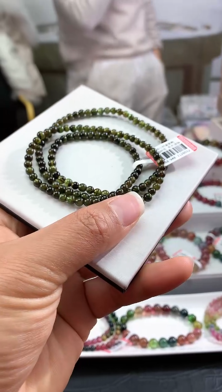 【闪购商品】碧玺手链未镶嵌多样性发一条