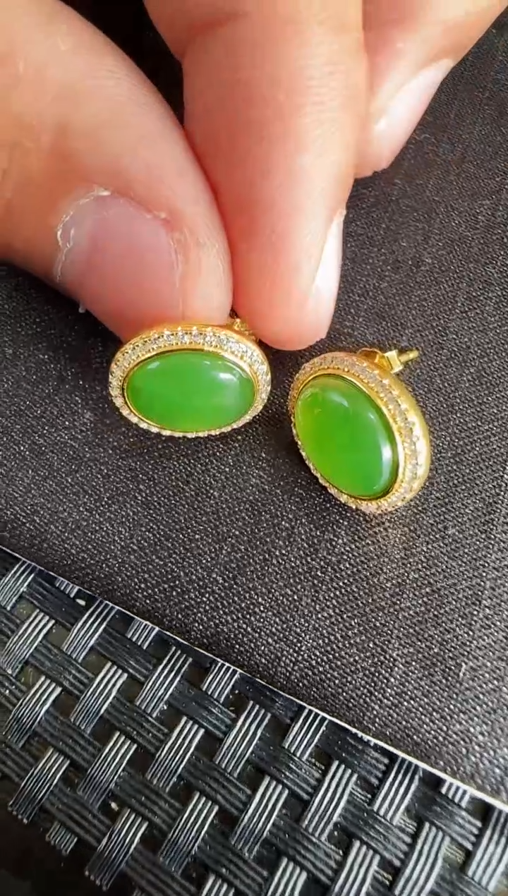 【闪购商品】和田玉（碧玉）耳钉银S925镶嵌多样性发一