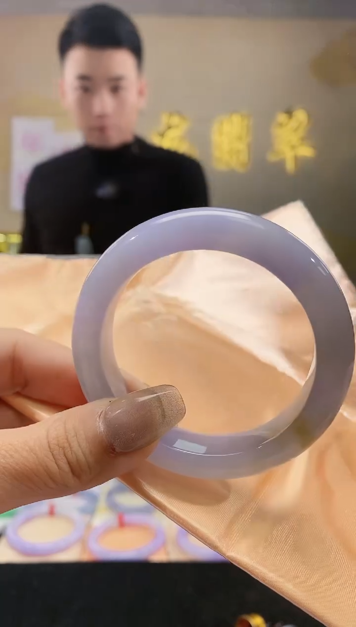 【闪购商品】翡翠手镯未镶嵌