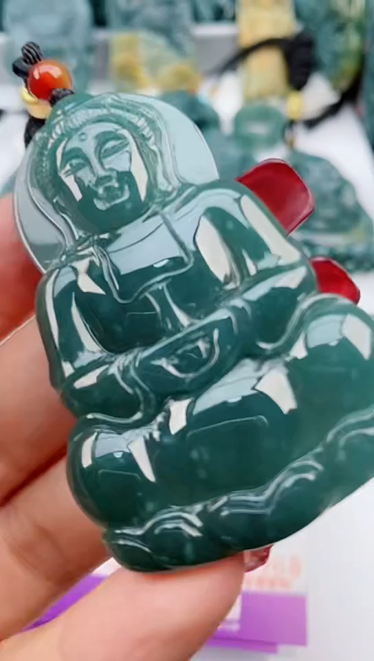 【闪购商品】翡翠颈饰未镶嵌             