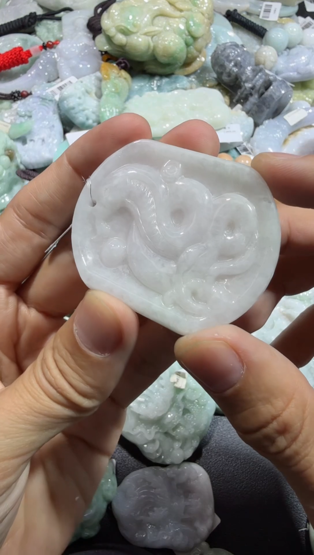 【闪购商品】翡翠颈饰未镶嵌00012404