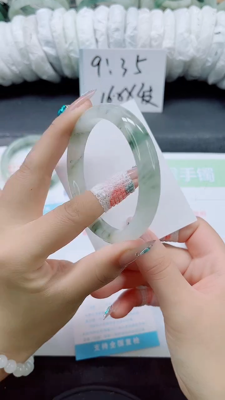 石英质玉手镯未镶嵌079-60.8