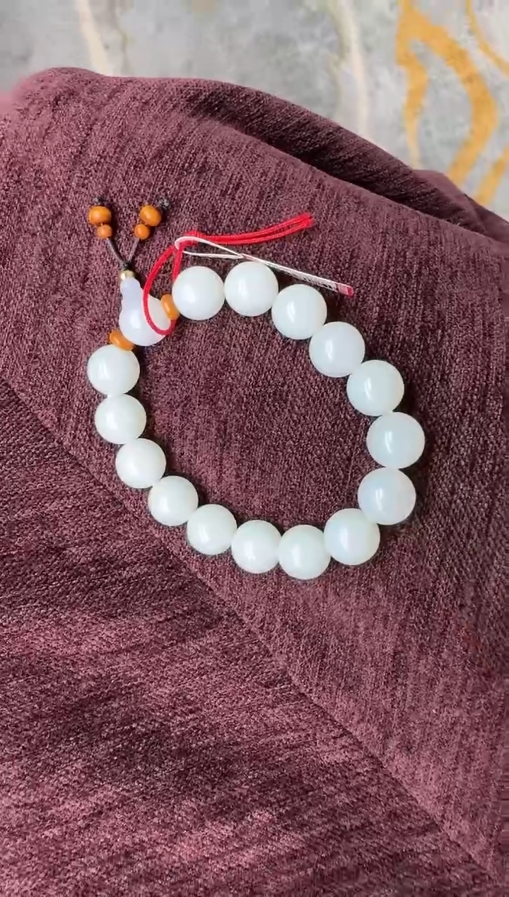 和田玉未镶嵌颈饰        xjhsl12