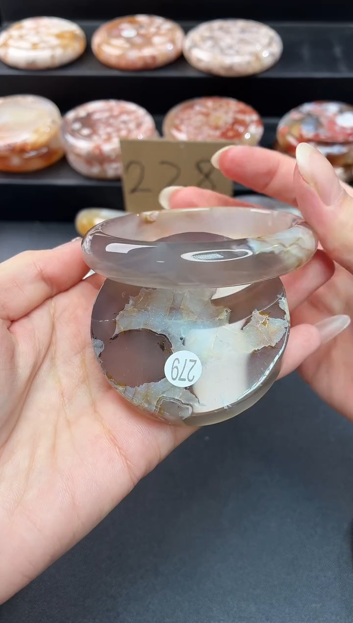 手镯玛瑙/玉髓未镶嵌手镯