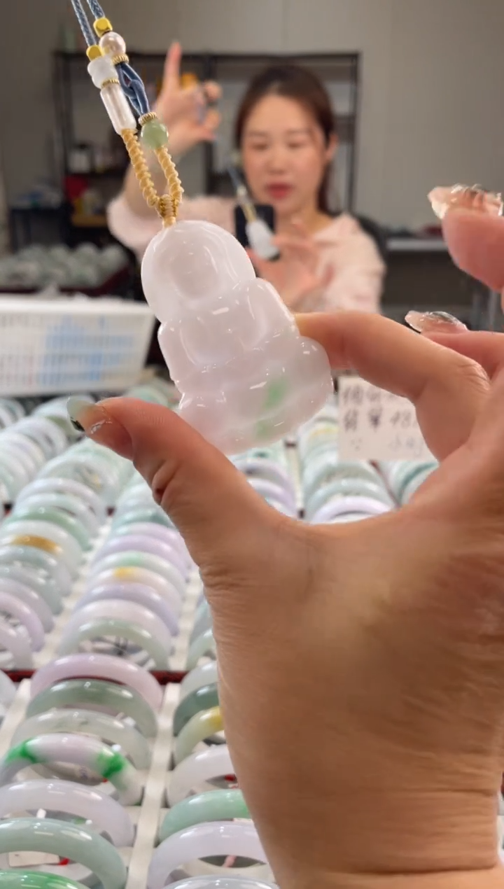 颈饰未镶嵌翡翠多样性发一