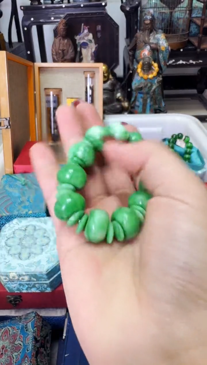 【闪购商品】翡翠颈饰未镶嵌老板娘推荐------------